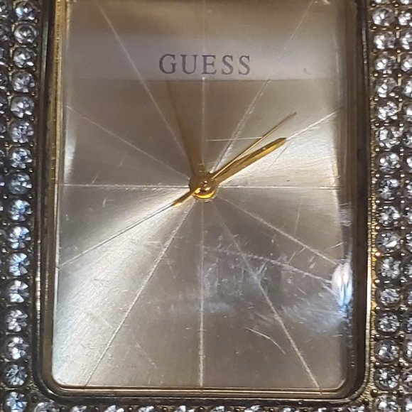 womans guess watch - Picture 2 of 4